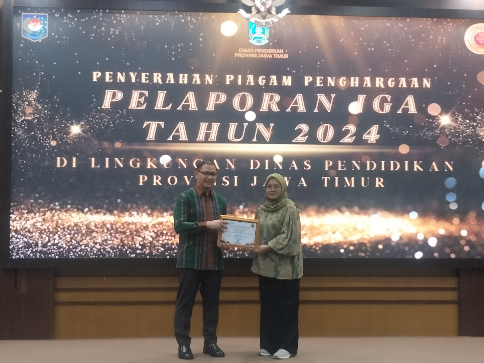 Read more about the article Inovasi Olah Sampah Menjadi Tas, SMKN 3 Madiun Diganjar Penghargaan IGA 2024